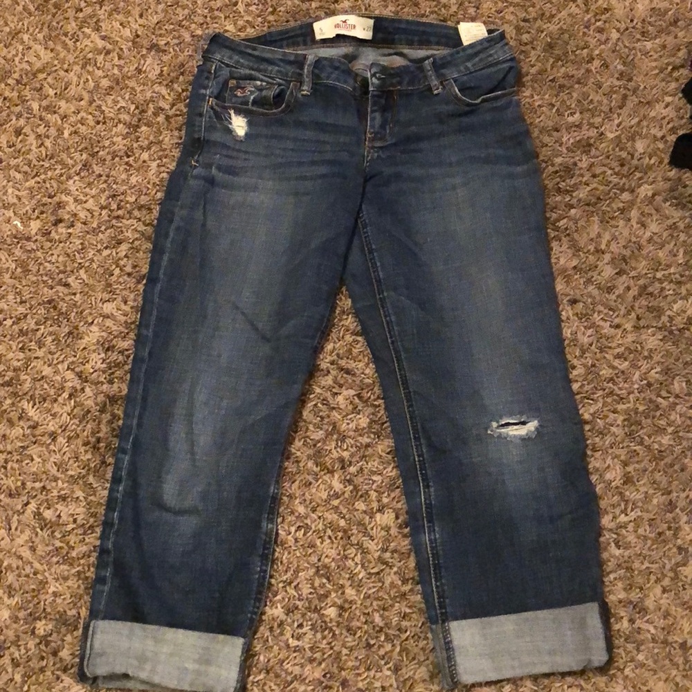 Distressed Hollister Capris